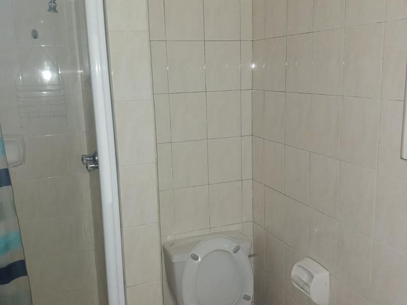 ROOM TO RENT IN SHARED APARTMENT - Photo 8