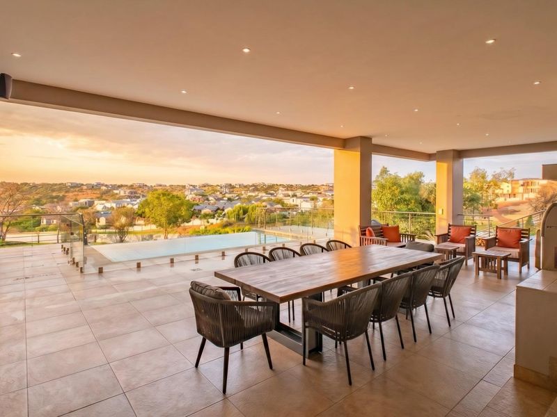 Luxurious Eco-Friendly Estate with Unparalleled Features - Photo 10