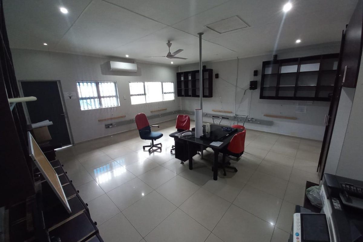 Charming Office Rental Opportunity - Photo 4