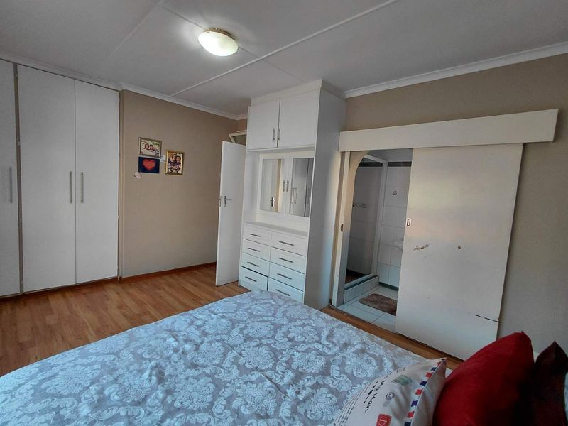 Beautiful 3-Bedroom Home in Prime Northdene Location - Photo 10