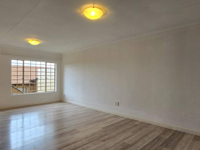 Spacious First-Floor Living in The Wilds Estate – Comfort, Security & Lifestyle - Photo 10