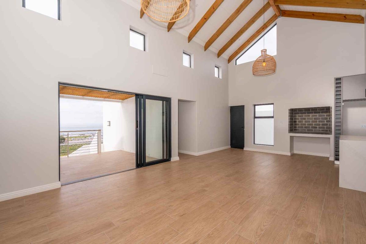 Coastal Luxury in Steenberg Cove St Helena Bay - Photo 3