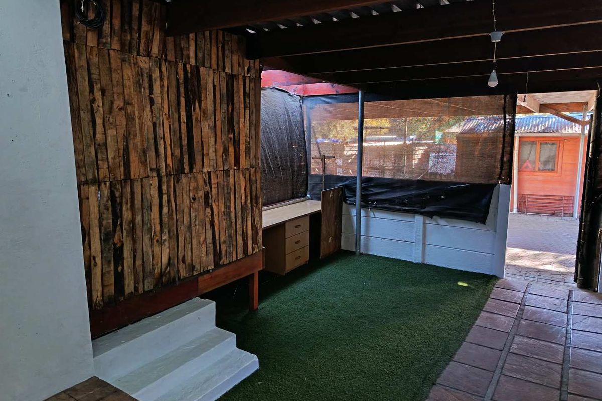 One bedroom garden cottage in Joostenbergvlakte - Photo 2