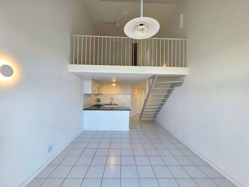 Stylish 1 Bedroom Loft Apartment - Photo 8