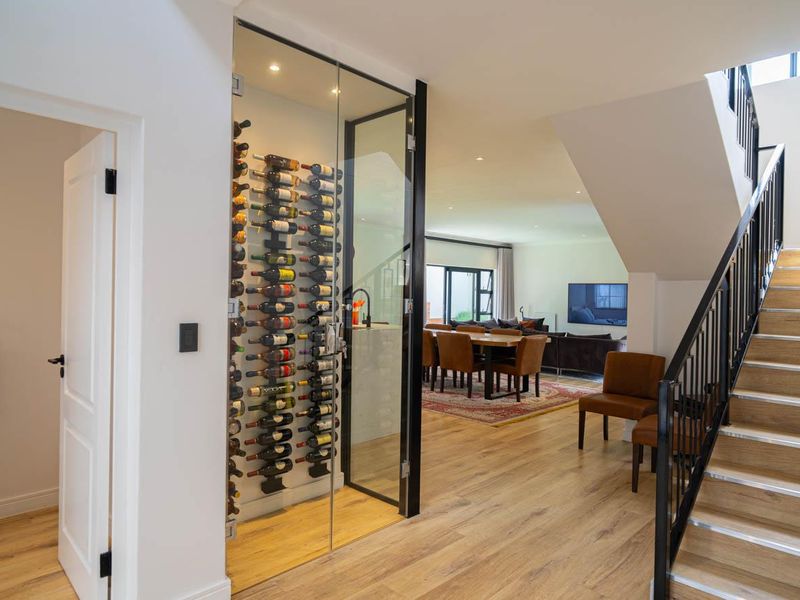 Luxury Four Bedroom Ensuite Home in Exclusive Bryanston Development - Photo 9