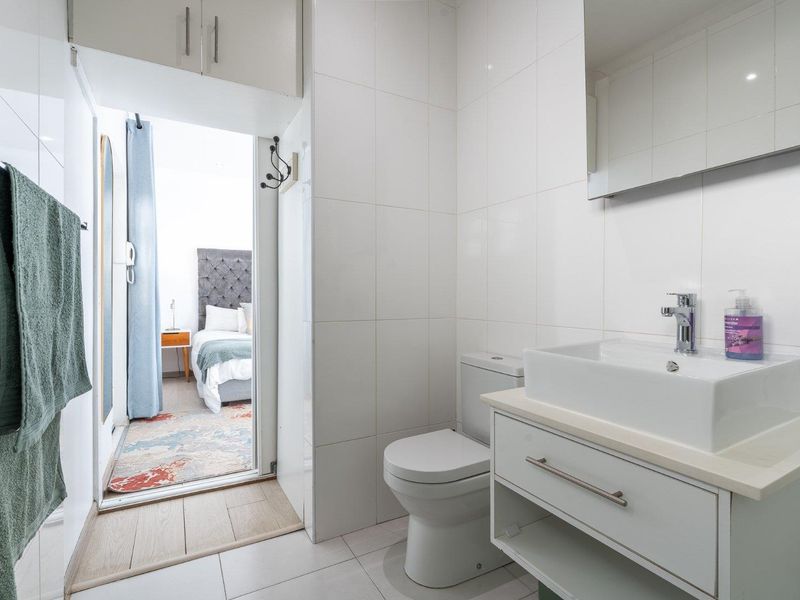 Studio With Garage and Fully Furnished - Photo 10