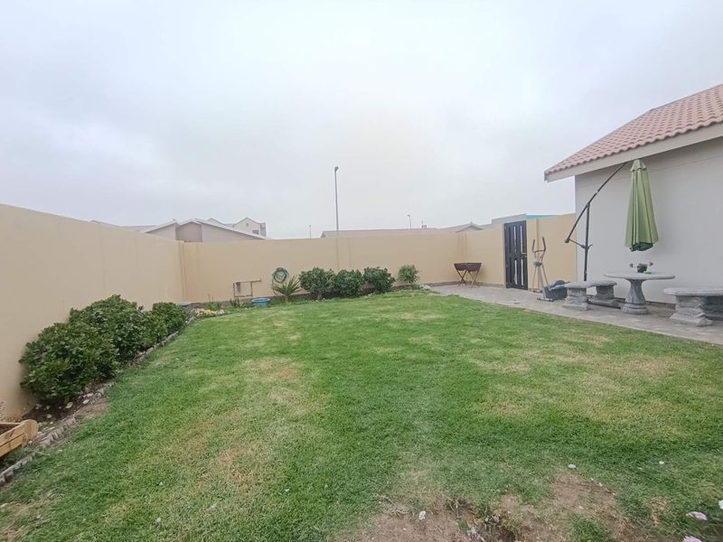 Family home for sale in Ocean View - Swakopmund - Photo 3