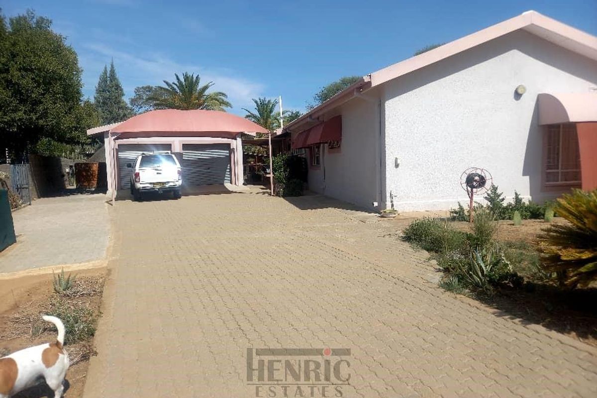 Nice and secure family home! - Photo 3
