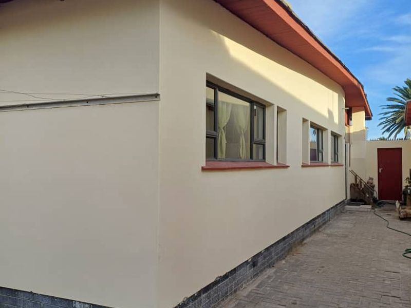 RENOVATORS DREAM! - Photo 7