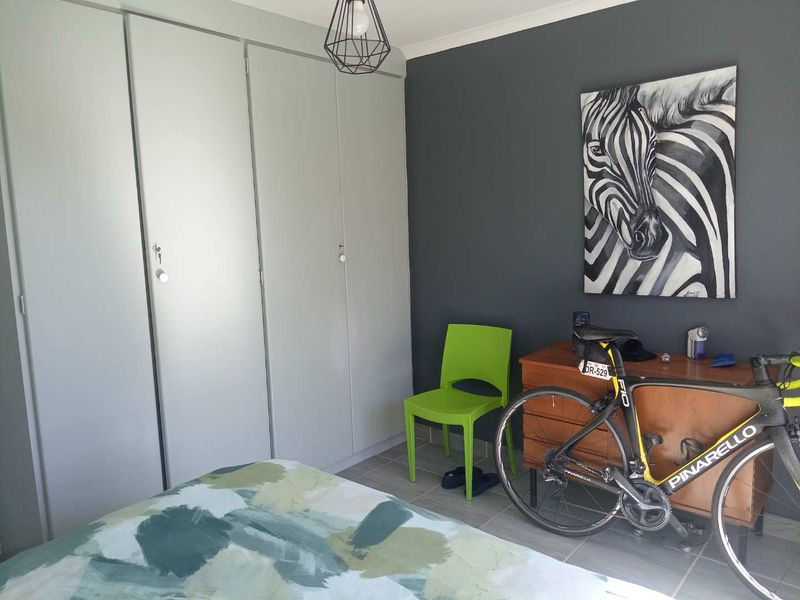 PICTURE PERFECT STARTNER OR SCALLING DOWN UNIT... - Photo 4