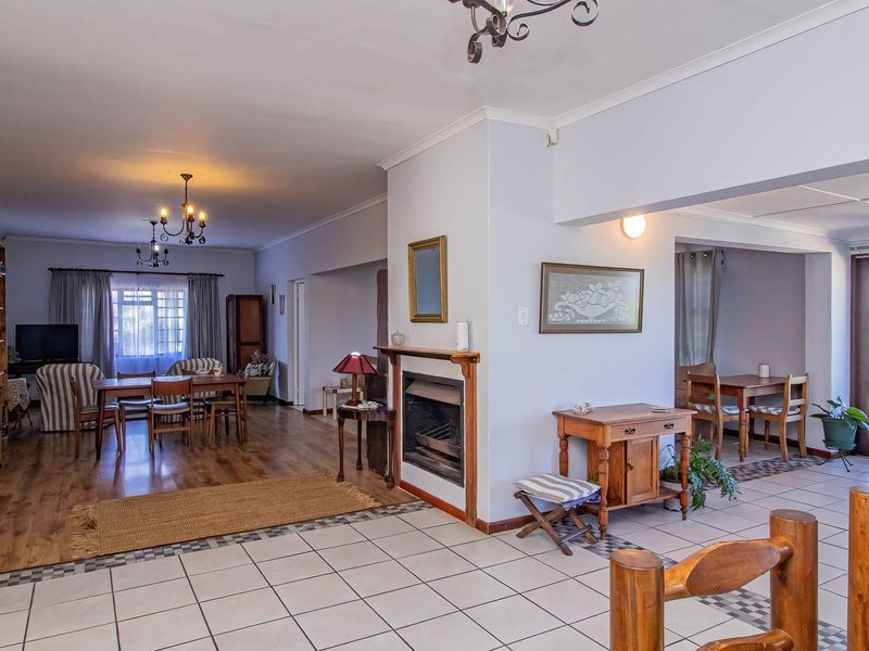 Family-sized Home in De Kelders - Photo 5