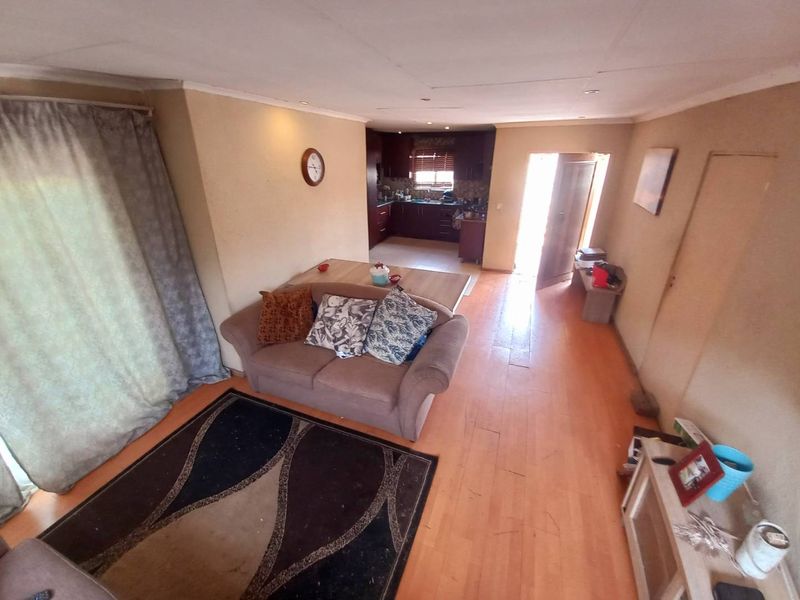 Three bedrooms house for sale in Lotus Gardens - Photo 8