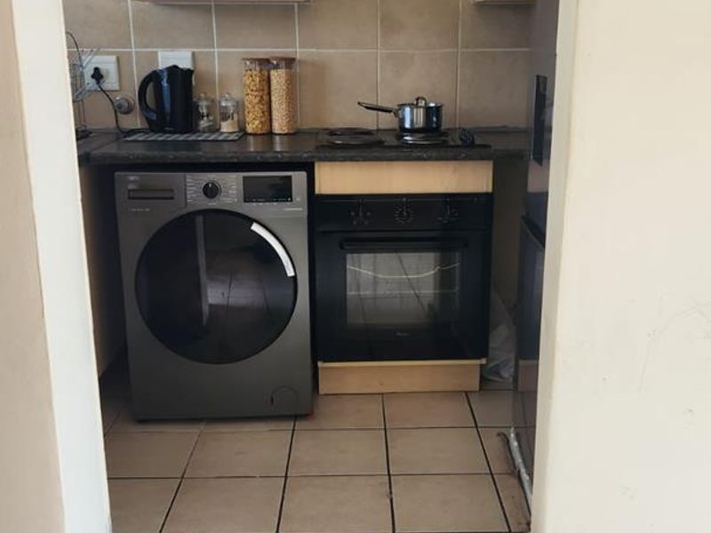Apartment For Sale In Karenpark - Photo 6