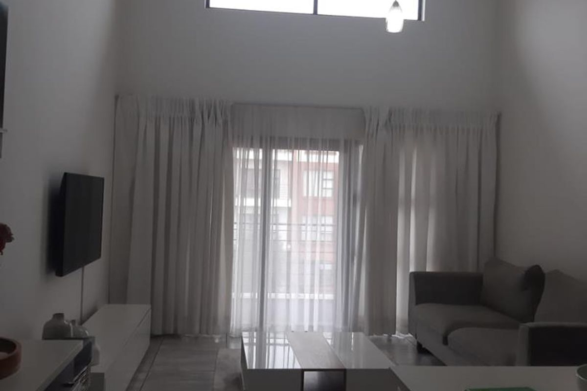 Modern 2-Bedroom Apartment in Prime Greenstone Location - Photo 5