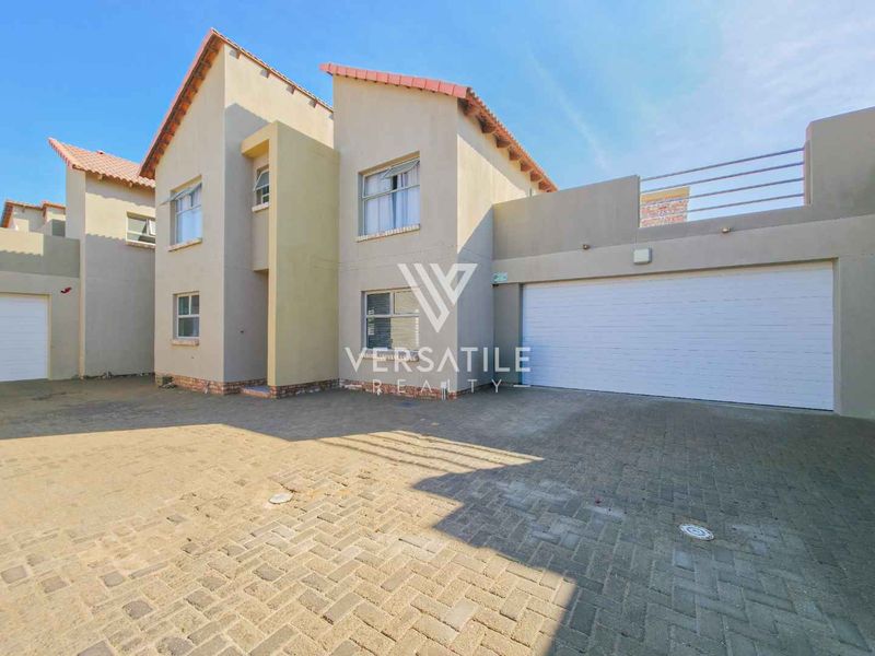 Double the Comfort, Double the Style – Kramersdorf Townhouse - Photo 1