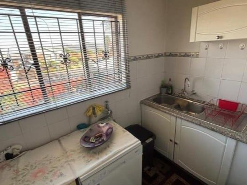 3 Bedroom House for Sale in Winchester Hills - Photo 4