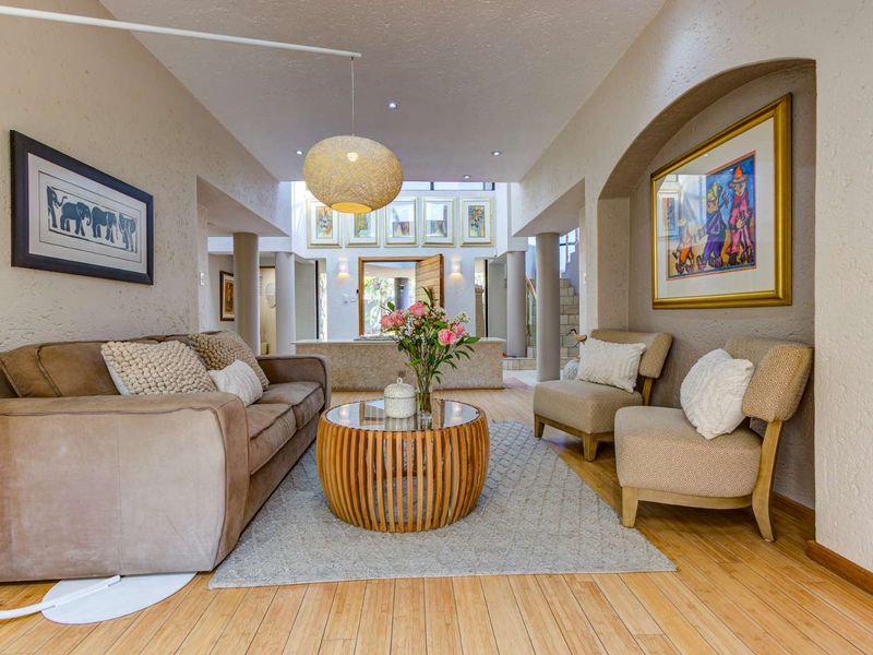 A rare Gem - A masterpiece of Luxury living - Photo 7