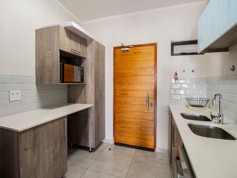 Welcome Home to Your Modern Two Bedroom Apartment! - Photo 4