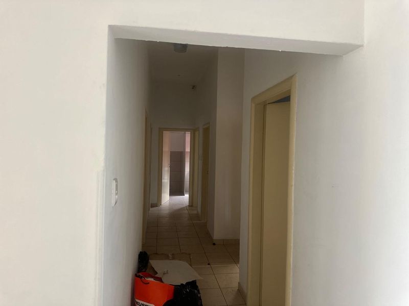 Office For Rent Windhoek West - Photo 3