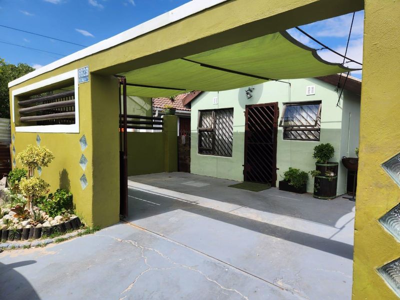 Charming 3-Bedroom Home with Modern Amenities - Photo 4