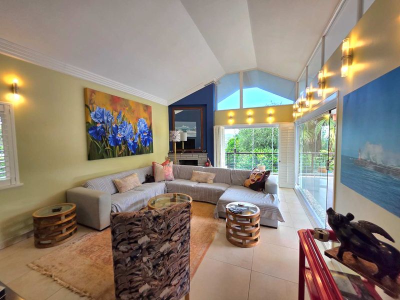 ALL OFFERS WELCOME – URGENT SALE IN PRIME KLOOF LOCATION! - Photo 9