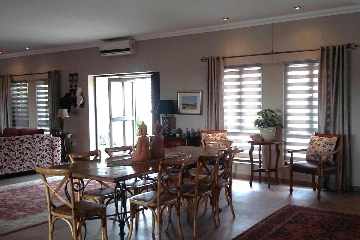 AMAZING HOME ON ONE LEVEL plus 2 Bedroom Flat N$6 800 000 mm - Photo 5