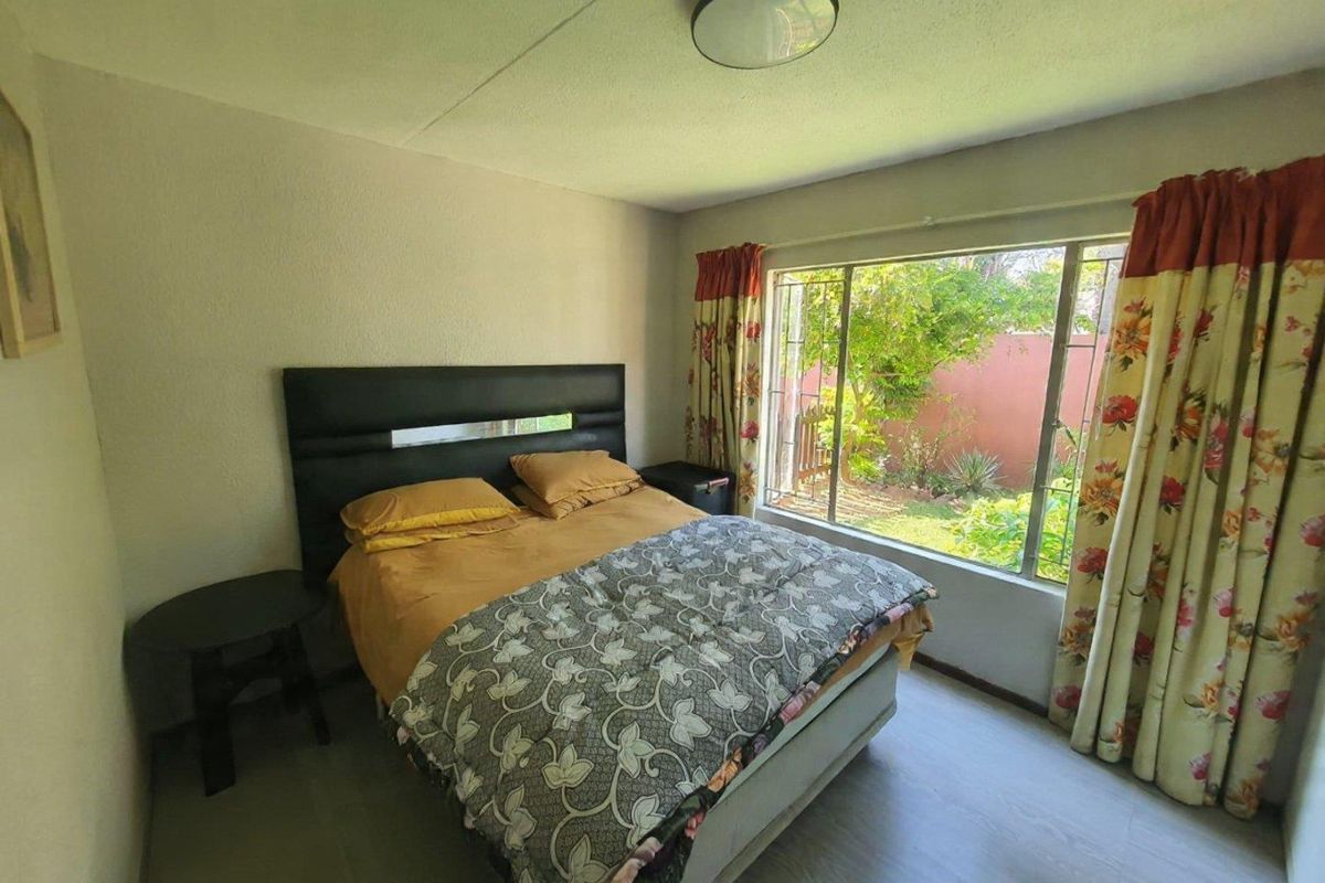 Townhouse - Investment Opportunity - Photo 4