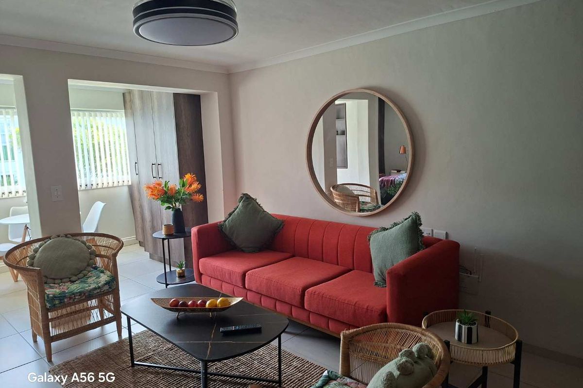 Be quick to view this stunning apartment - Photo 2