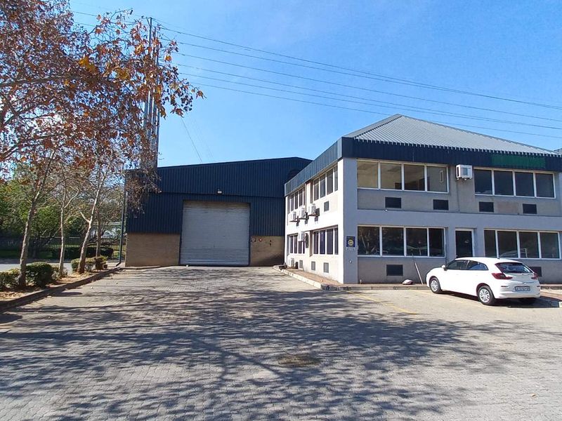 1,008m2 Industrial Warehouse To Let in Isando Business Park | Isando - Photo 1