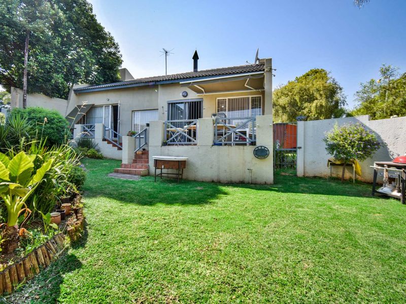 Cute as a button! - Photo 5