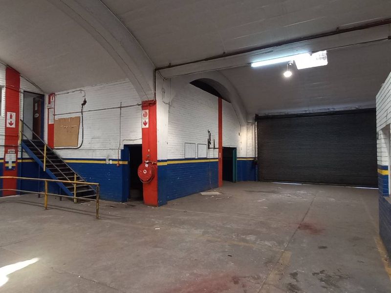 High-Exposure Industrial Facility To Let in Alrode | 4,834m2 Warehouse & 4,771m2 Yard - Photo 8