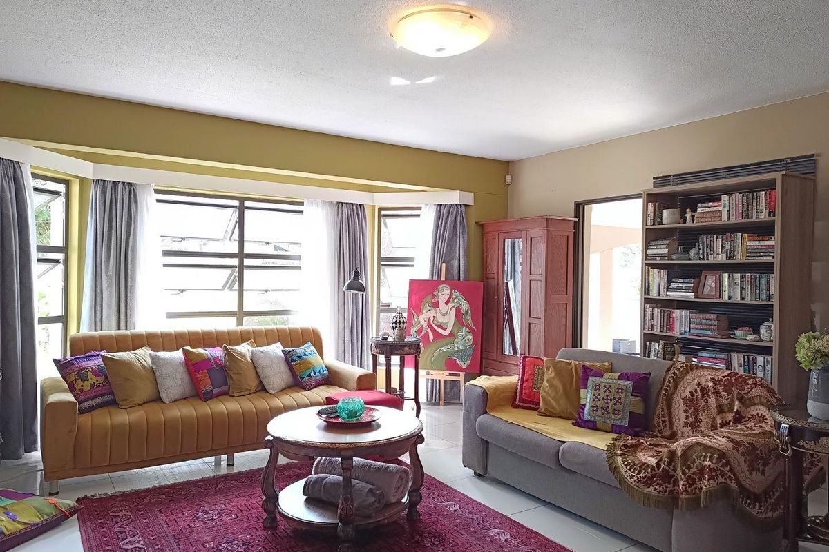 3 Bedroom Townhouse For Sale in Avis - Photo 2