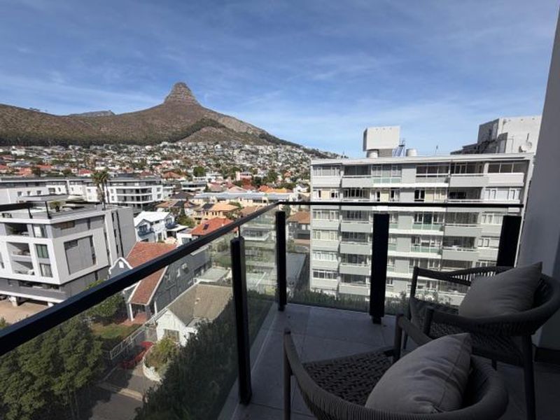 Premium Sea Point apartment | Rooftop pool + Gym - Photo 5