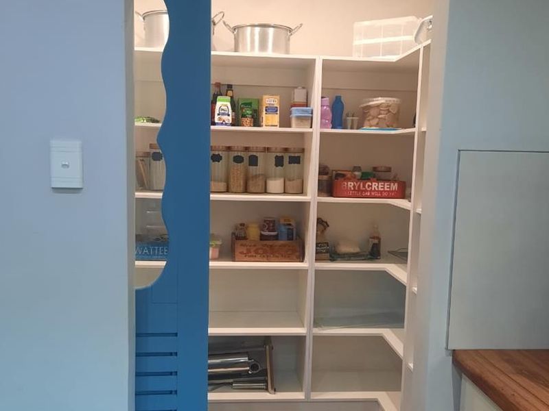 Spacious Secure 4-Bedroom Family Home with Premium Extras for Sale, Tsumeb Namibia - Photo 5