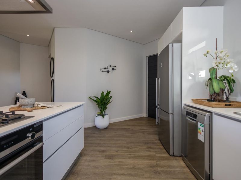 Steyn City Luxurious Apartement - Photo 8