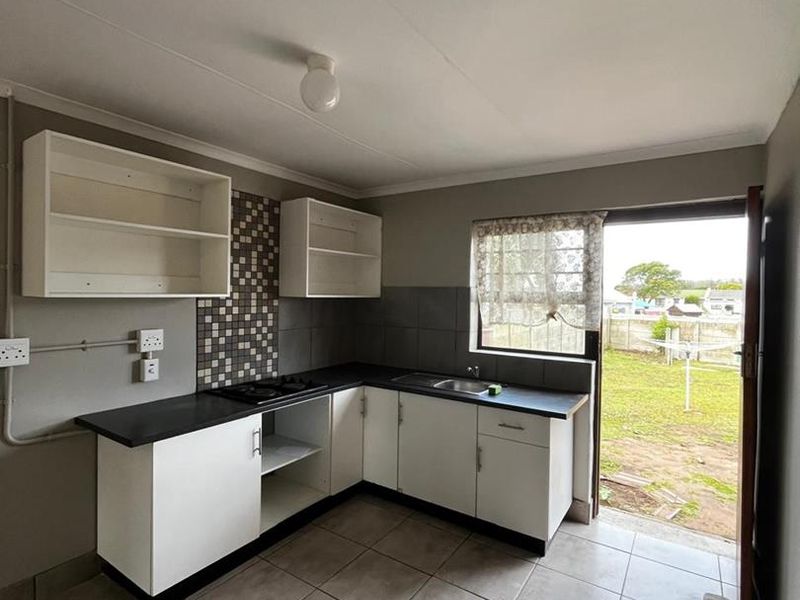 Immaculate 1 Bedroom in Sherwood - Photo 6