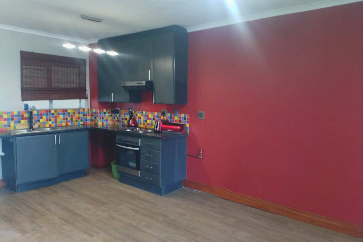 Discover Your Dream Home: Elegant 2-Bed Corner Unit Awaits! - Photo 4