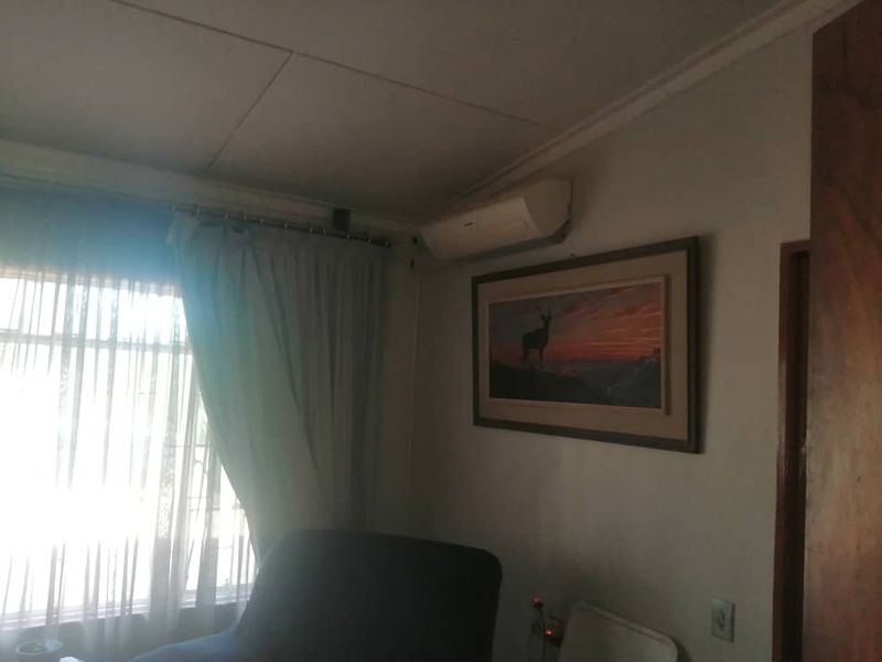 FOR SALE- 4 BEDROOM HOUSE IN OUTJO, NAMIBIA - Photo 7