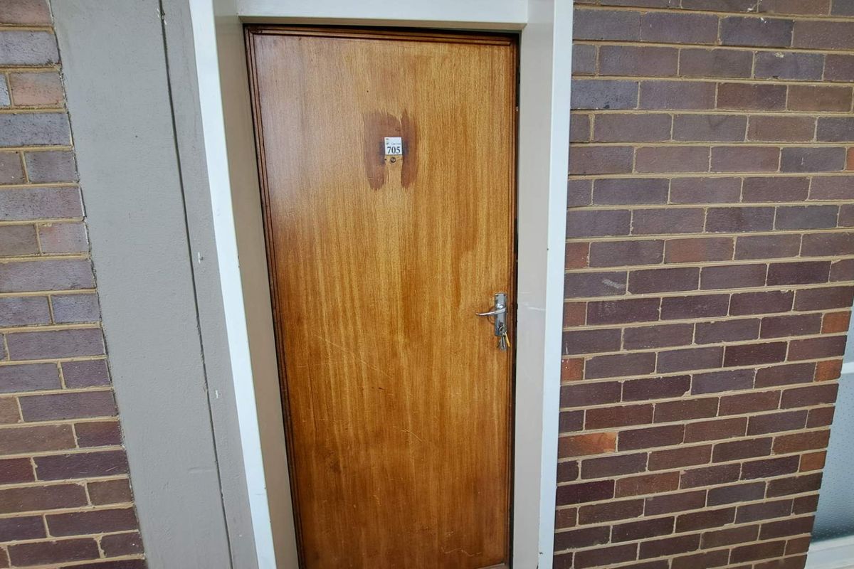 2 Bedroom 2 Bathroom - Photo 2