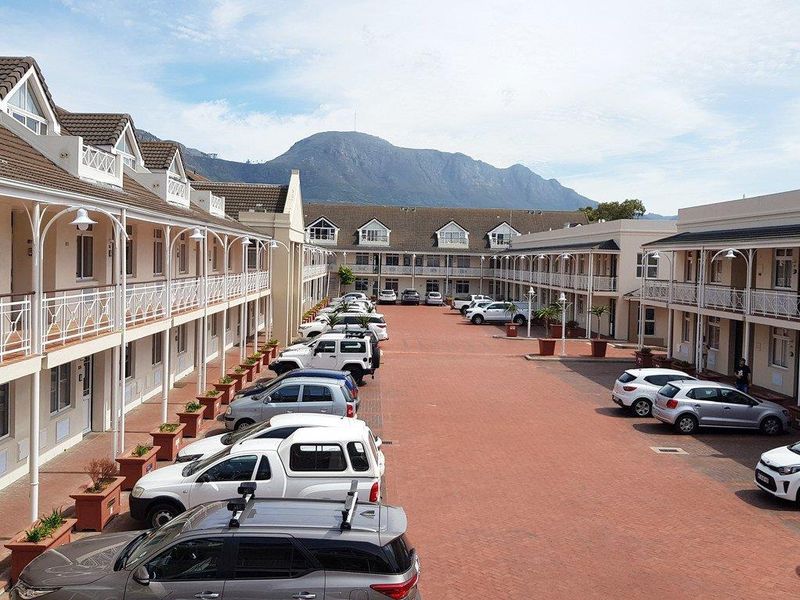 Loft Office in Westlake Square - Photo 10