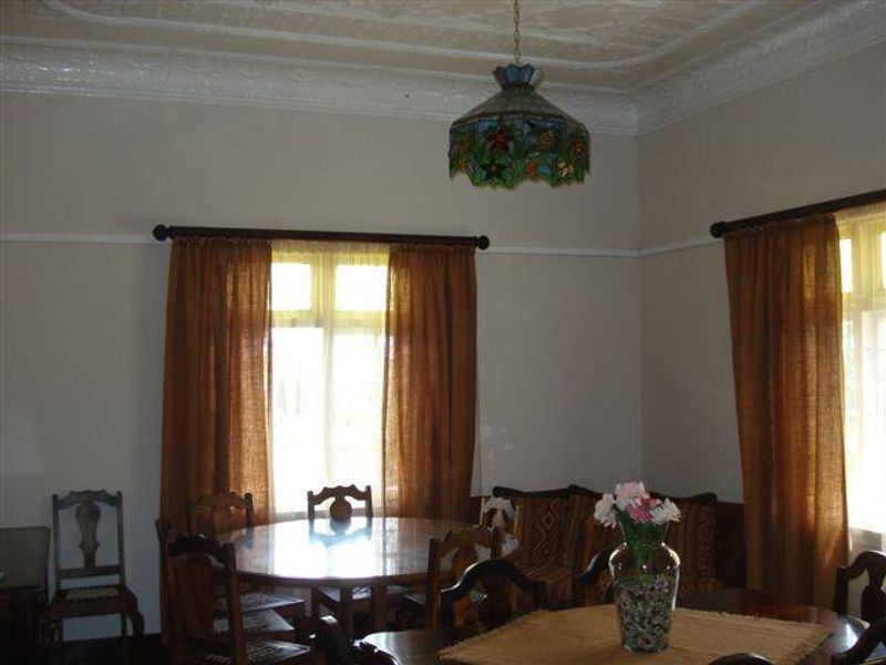 CHARMING HOUSE - Photo 5