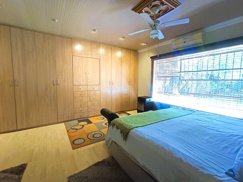 Spacious Family Living with Flexible Dual-Living Potential - Photo 9