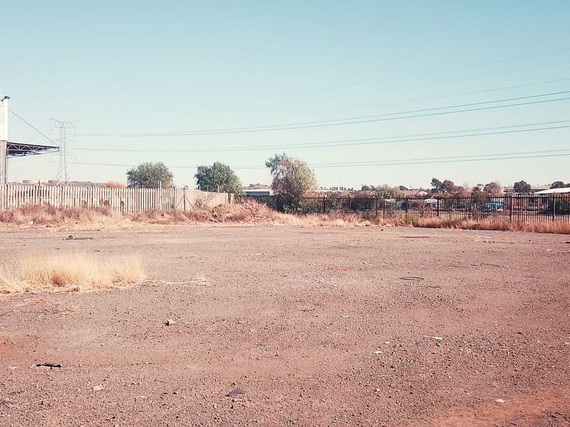 1.1645 HEKT INDUSTRIAL PROPERTY.IDEAL FOR FACTORIES OR LARGE BUSSINESS IDEAS - Photo 9
