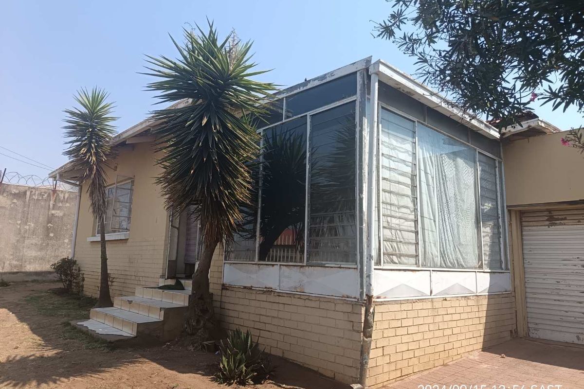 3 bedroom house with flatlet For sale! - Photo 2