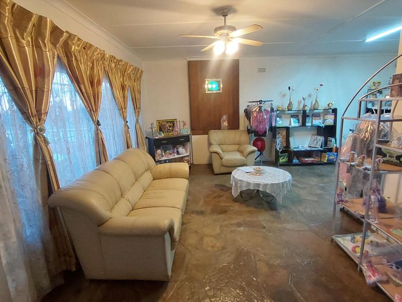 Charming 3-Bedroom Home in Dinwiddie Awaits You! - Photo 10