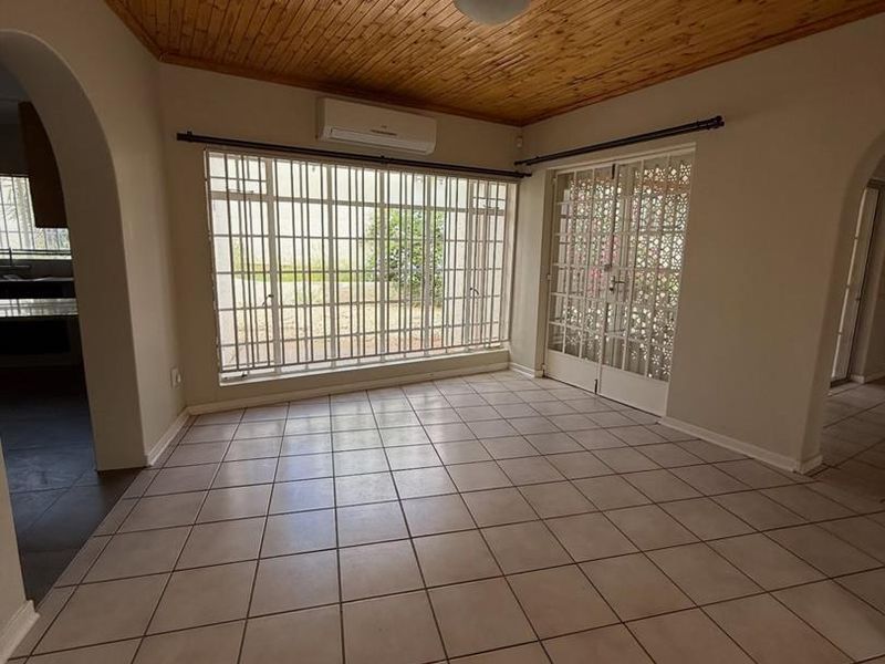 Olympia- To Let - N$40 000 - Photo 2