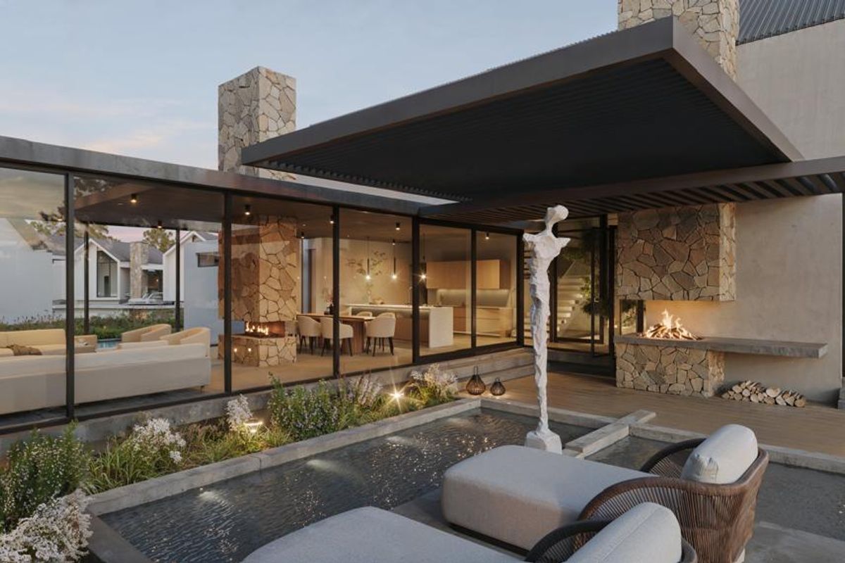 Introducing NEW DEVELOPMENT, featuring cutting-edge designs from the best architect! - Photo 4