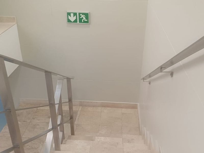 Work and Play :Trendy and diverse office park - Photo 4