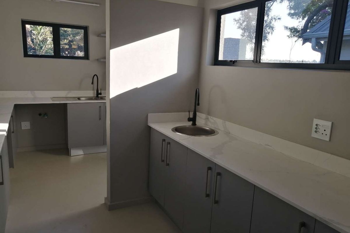 Modern Home to rent in Morningside Manor - Photo 2