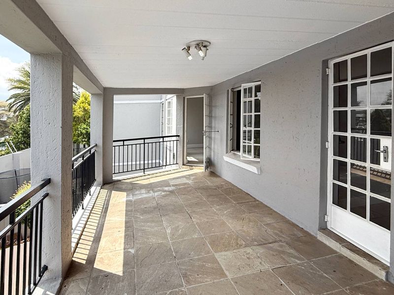 Charming 3 Bedroom Apartment in Secure Estate - Photo 8